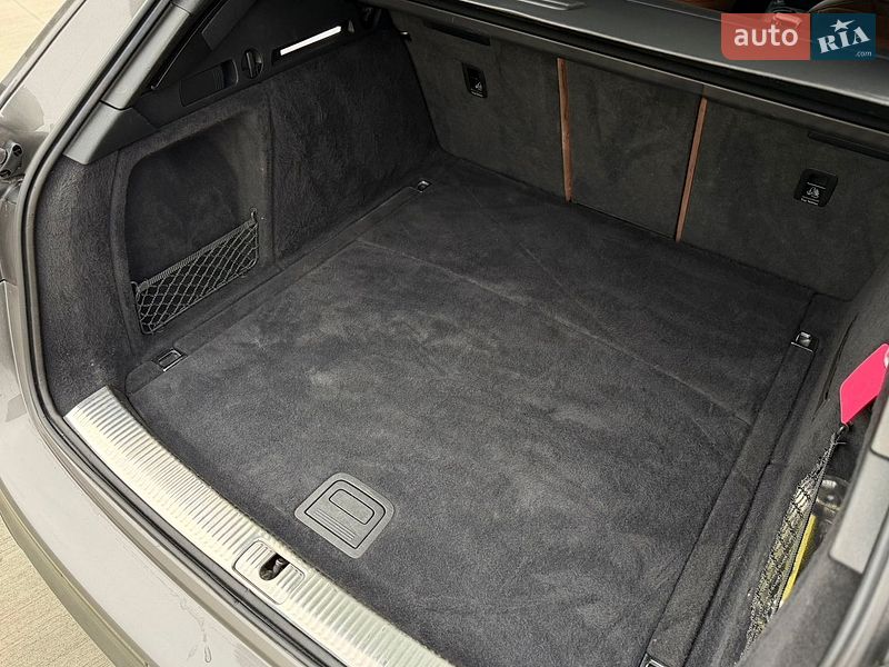 Універсал Audi A4 2022 в Луцьку