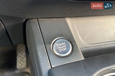 Седан Audi A4 2016 в Виннице