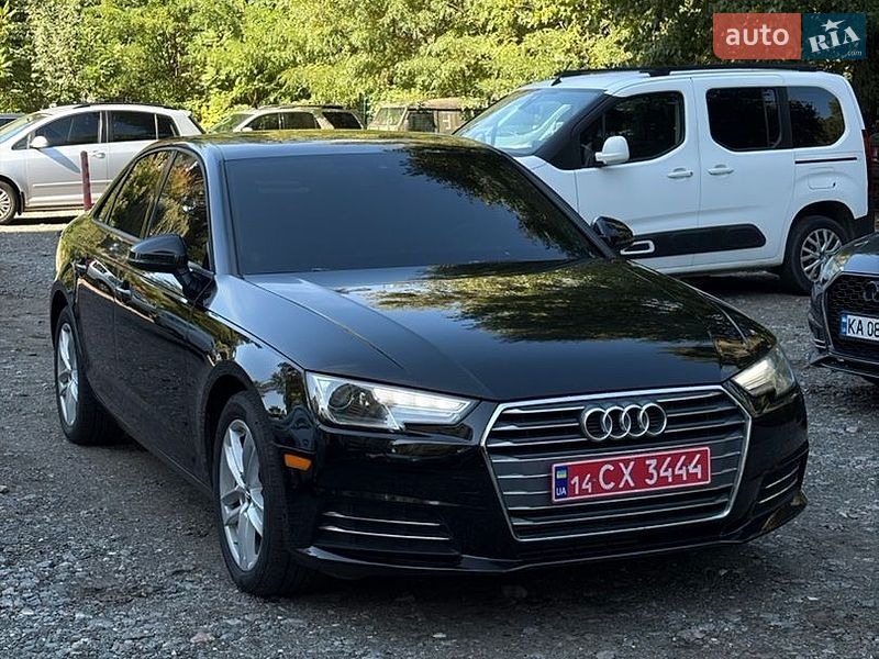 Седан Audi A4 2017 в Киеве