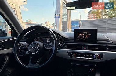 Седан Audi A4 2017 в Киеве