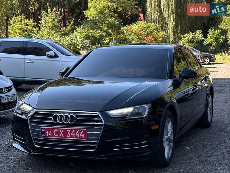 Седан Audi A4 2017 в Киеве