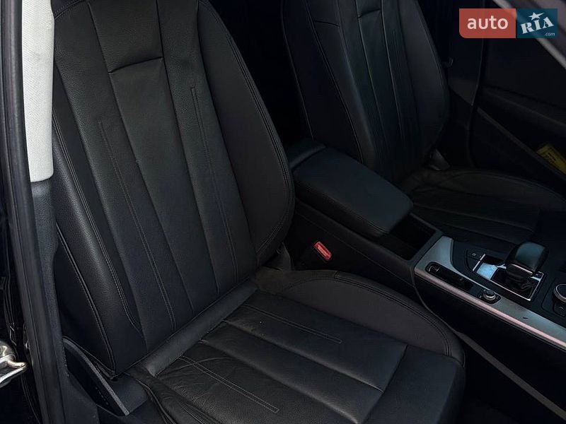 Седан Audi A4 2017 в Киеве