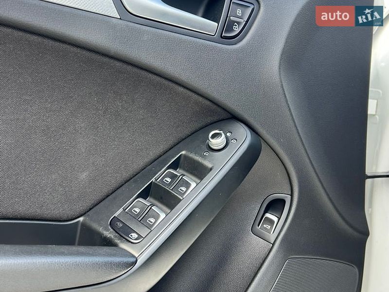 Седан Audi A4 2012 в Софиевской Борщаговке