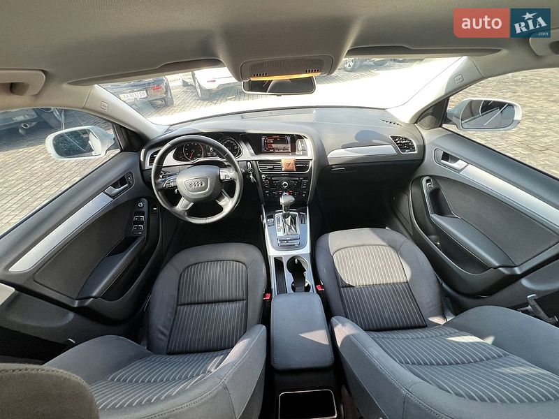 Седан Audi A4 2012 в Софиевской Борщаговке