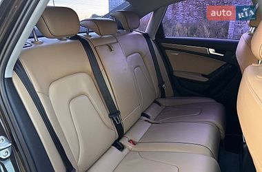 Седан Audi A4 2012 в Вінниці
