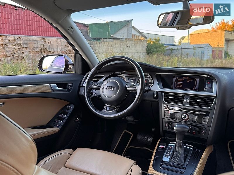 Седан Audi A4 2012 в Вінниці