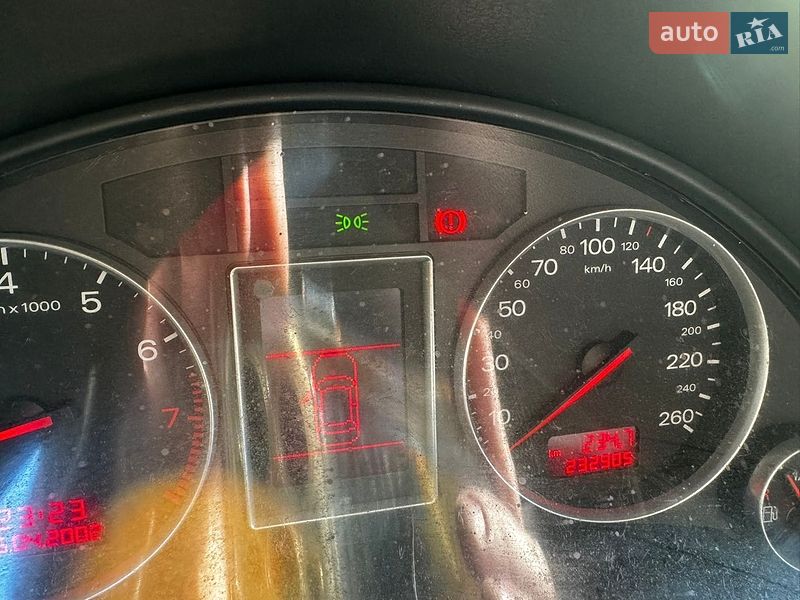 Седан Audi A4 2003 в Надвірній