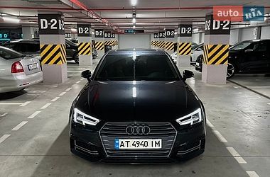 Седан Audi A4 2016 в Ивано-Франковске