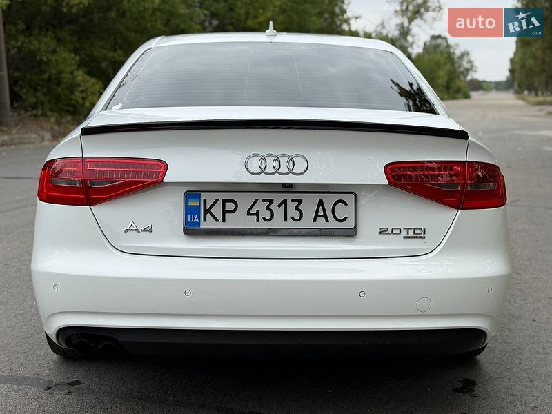 Седан Audi A4 2013 в Запорожье