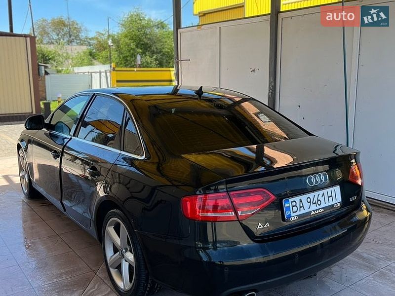 Седан Audi A4 2008 в Гайвороне