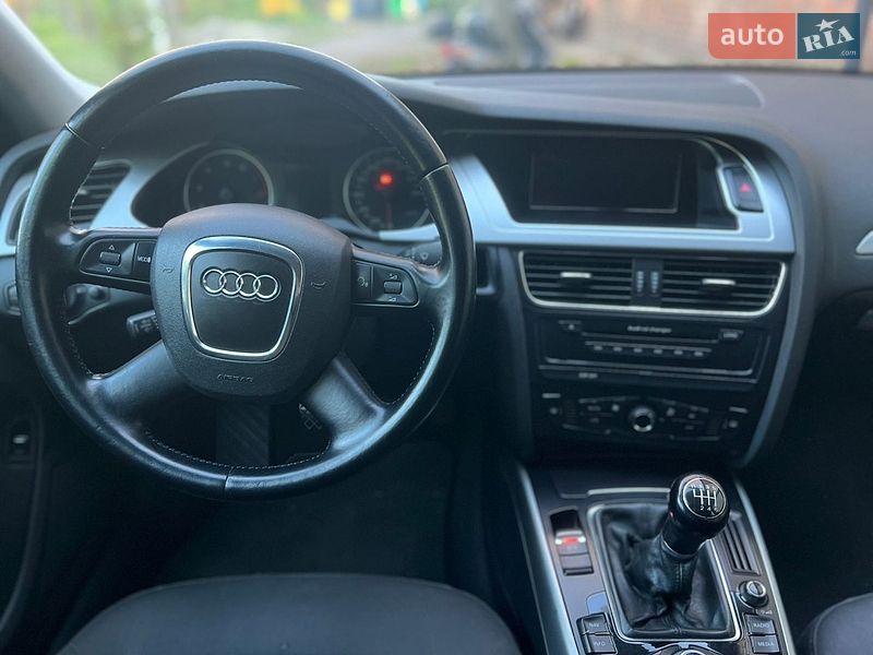 Седан Audi A4 2008 в Гайвороне