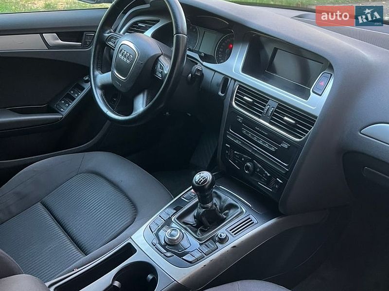Седан Audi A4 2008 в Гайвороне