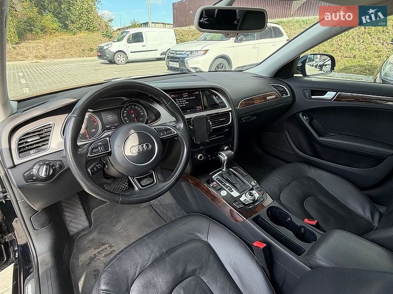Седан Audi A4 2013 в Тернополі