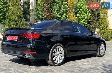 Седан Audi A4 2015 в Львове