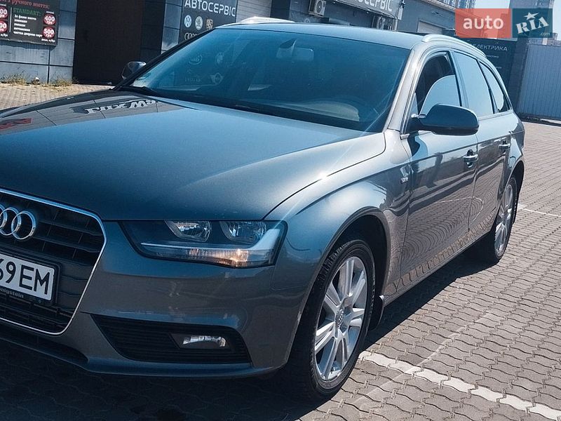 Універсал Audi A4 2012 в Одесі фото Універсал Audi A4 2012 в Одесі