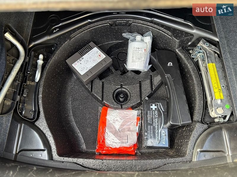 Седан Audi A4 2004 в Виннице