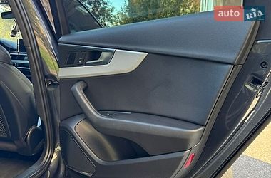 Седан Audi A4 2016 в Бучі