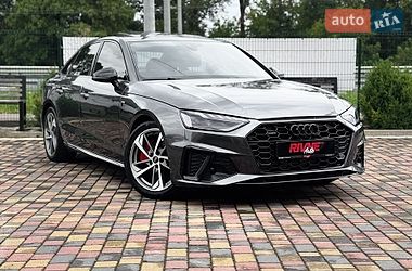 Седан Audi A4 2023 в Рівному