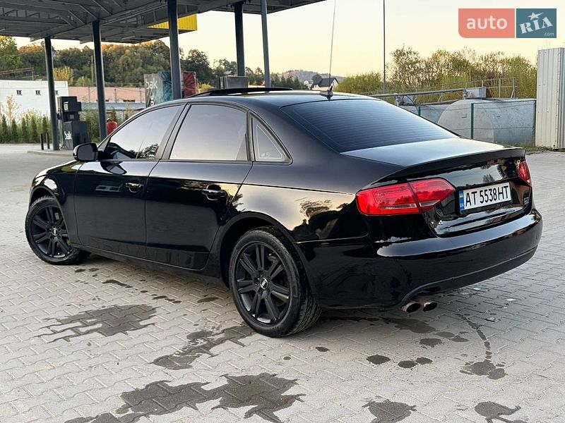 Седан Audi A4 2010 в Турці