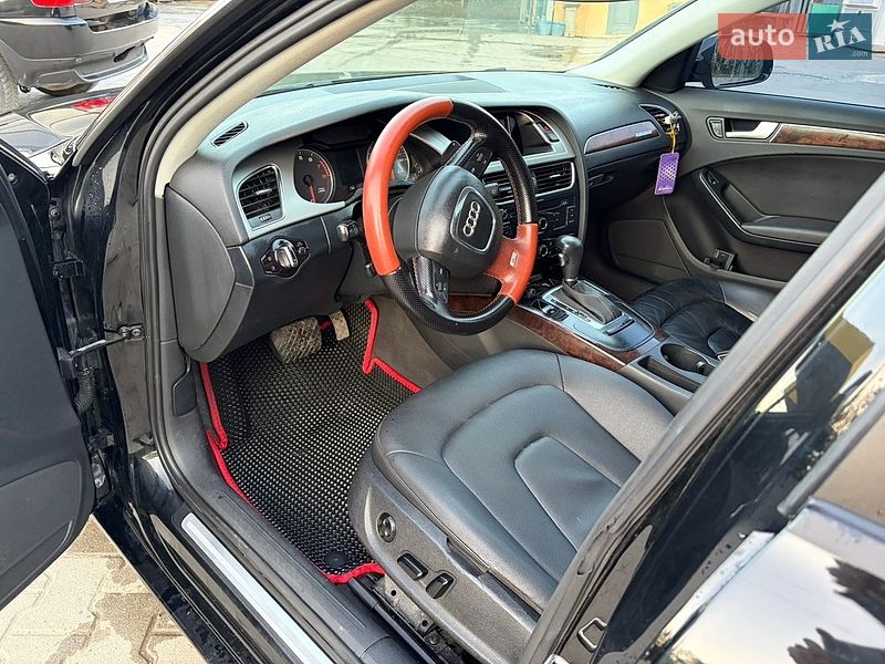 Седан Audi A4 2010 в Турці