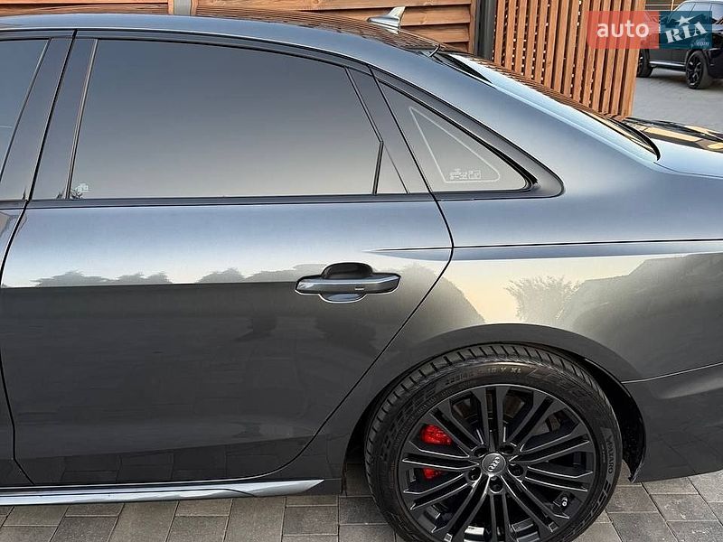 Audi A4 2019