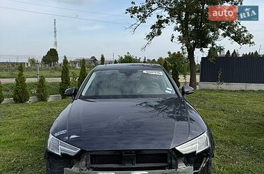 Седан Audi A4 2016 в Львове