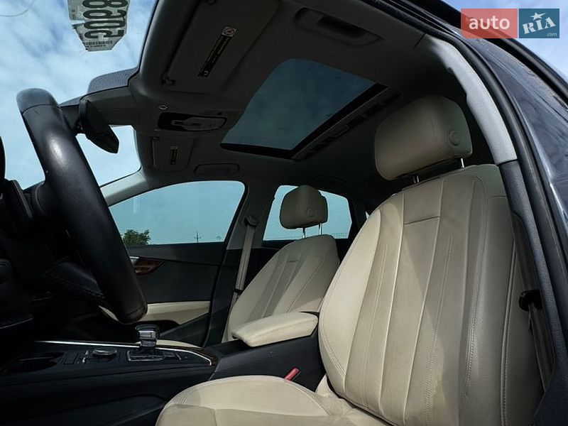 Седан Audi A4 2016 в Львове