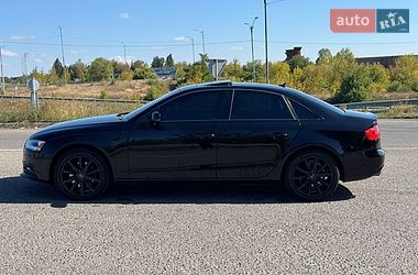 Седан Audi A4 2012 в Умані