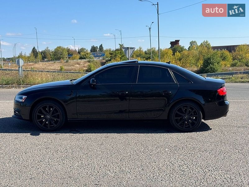 Седан Audi A4 2012 в Умані