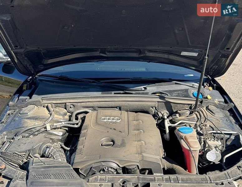 Седан Audi A4 2012 в Умані