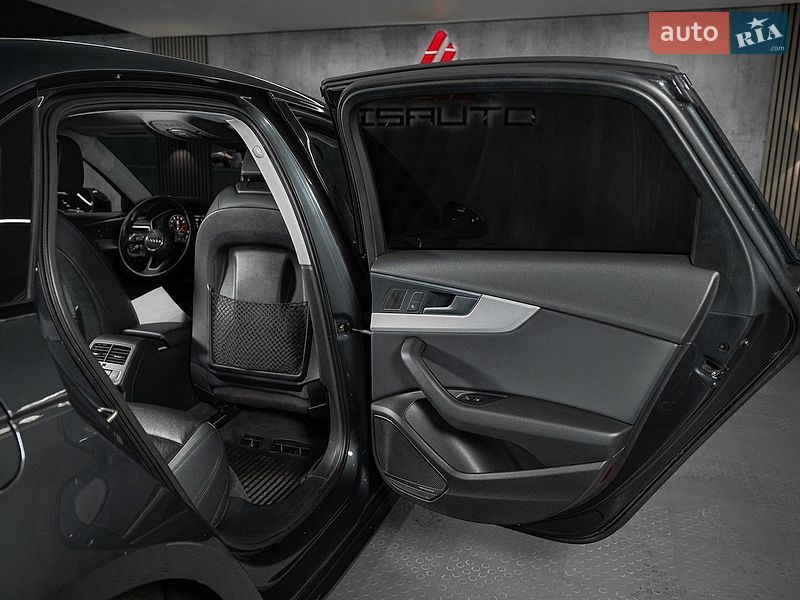 Седан Audi A4 2015 в Одессе