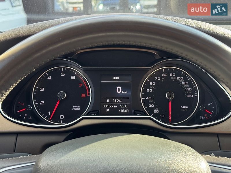 Седан Audi A4 2013 в Полтаві