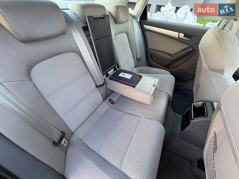 Седан Audi A4 2009 в Вінниці