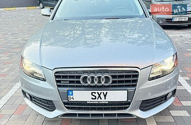 Седан Audi A4 2010 в Обухові