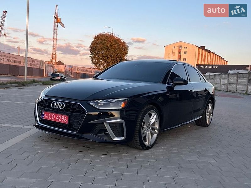 Седан Audi A4 2023 в Івано-Франківську