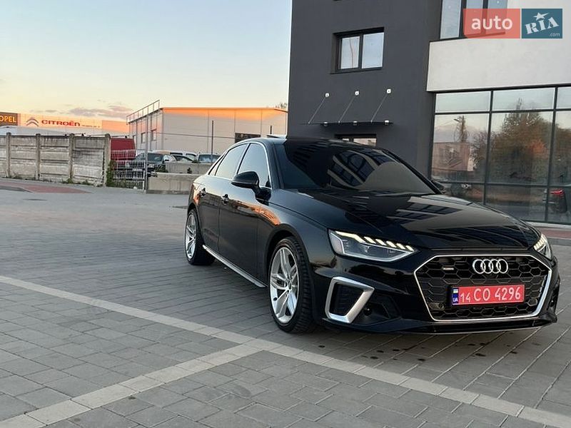 Седан Audi A4 2023 в Ивано-Франковске Седан Audi A4 2023 в Ивано-Франковске