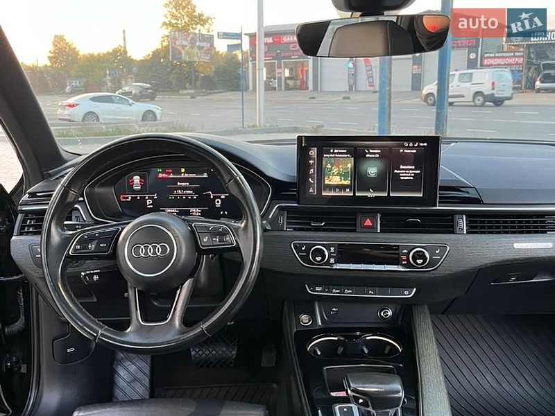 Седан Audi A4 2023 в Івано-Франківську