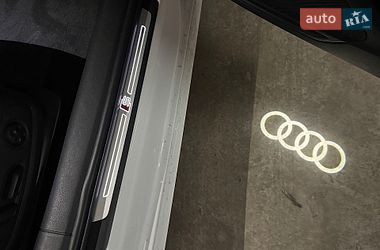 Седан Audi A4 2023 в Києві