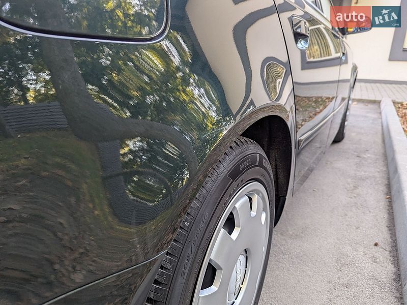 Универсал Audi A4 2005 в Звягеле