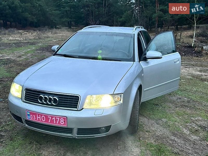 Універсал Audi A4 2002 в Дубровиці