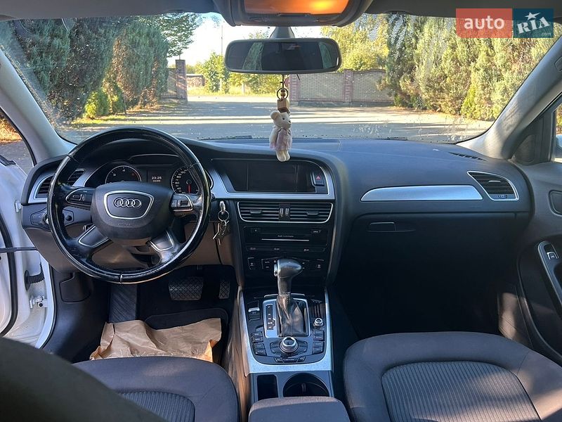 Универсал Audi A4 2012 в Самборе