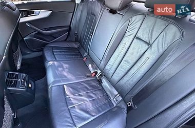Седан Audi A4 2015 в Стрию