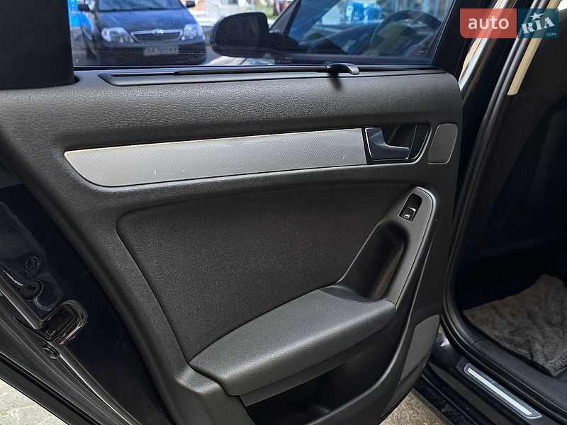 Универсал Audi A4 2011 в Киеве