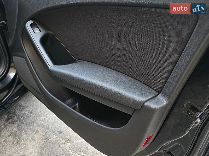 Универсал Audi A4 2011 в Киеве