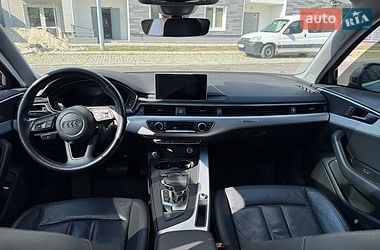 Седан Audi A4 2018 в Киеве