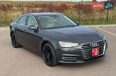 Седан Audi A4 2016 в Рівному