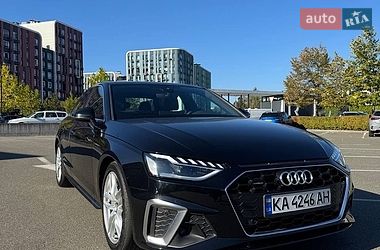 Седан Audi A4 2020 в Киеве