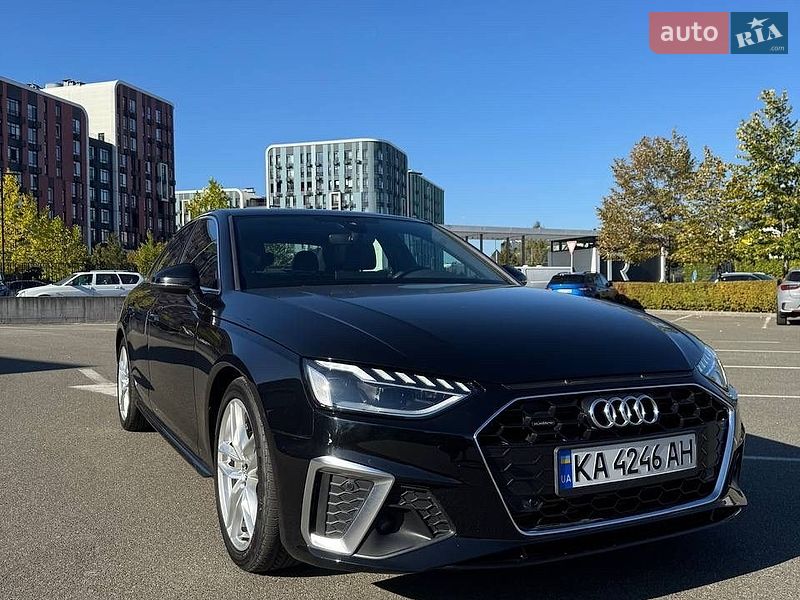 Седан Audi A4 2020 в Киеве