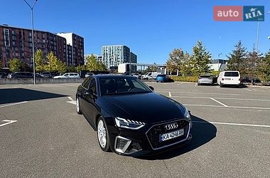 Седан Audi A4 2020 в Киеве
