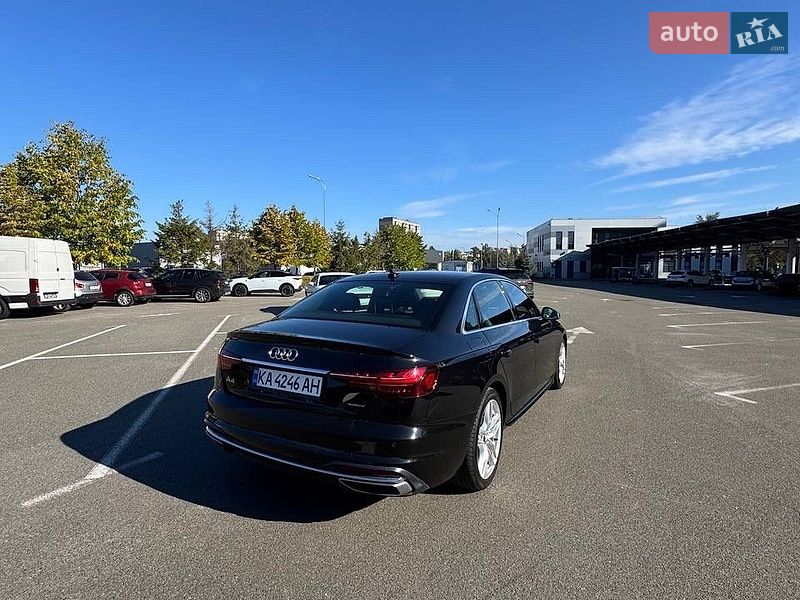 Седан Audi A4 2020 в Киеве